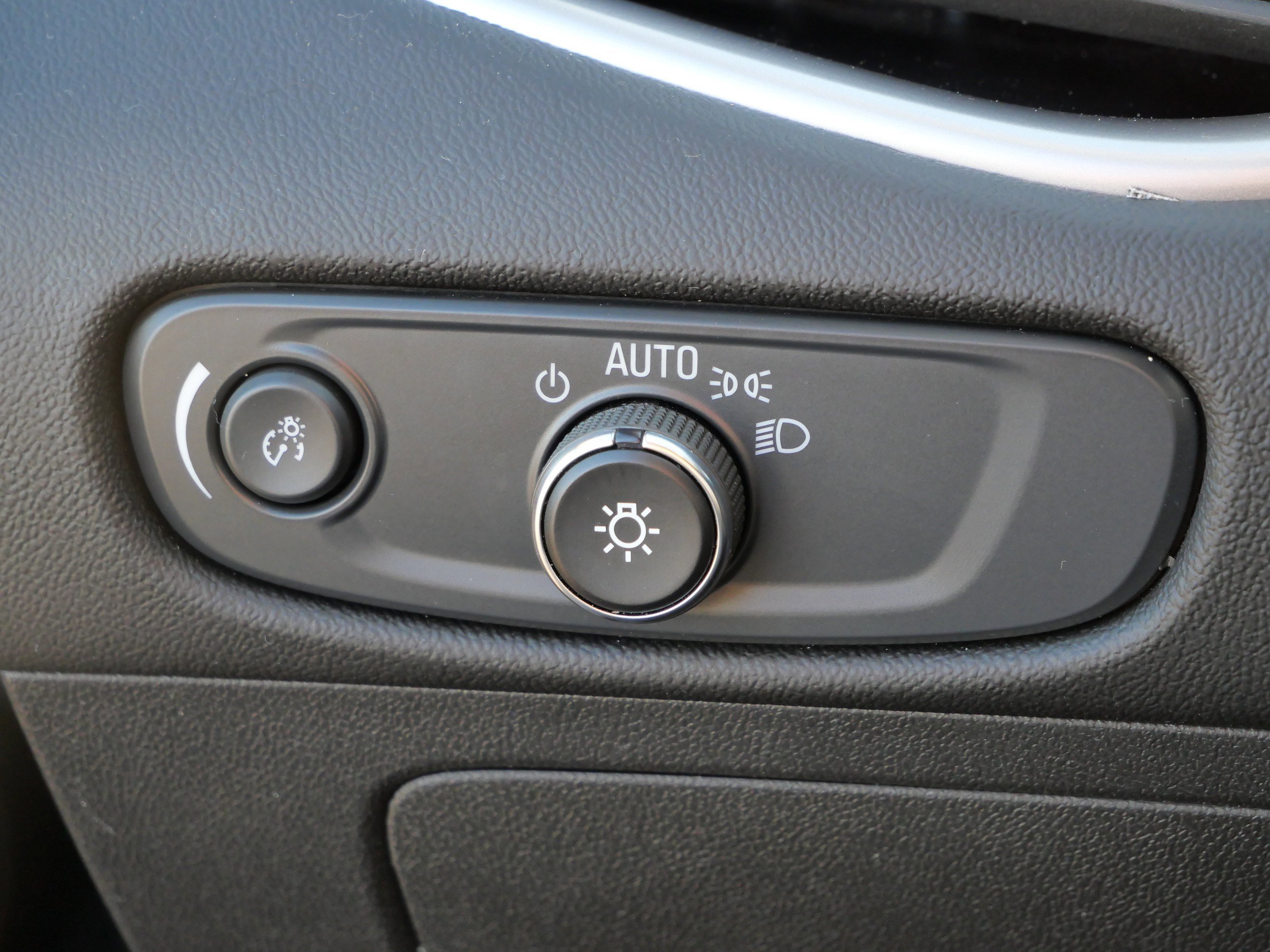 Used 2025 Chevrolet Malibu LT image 21