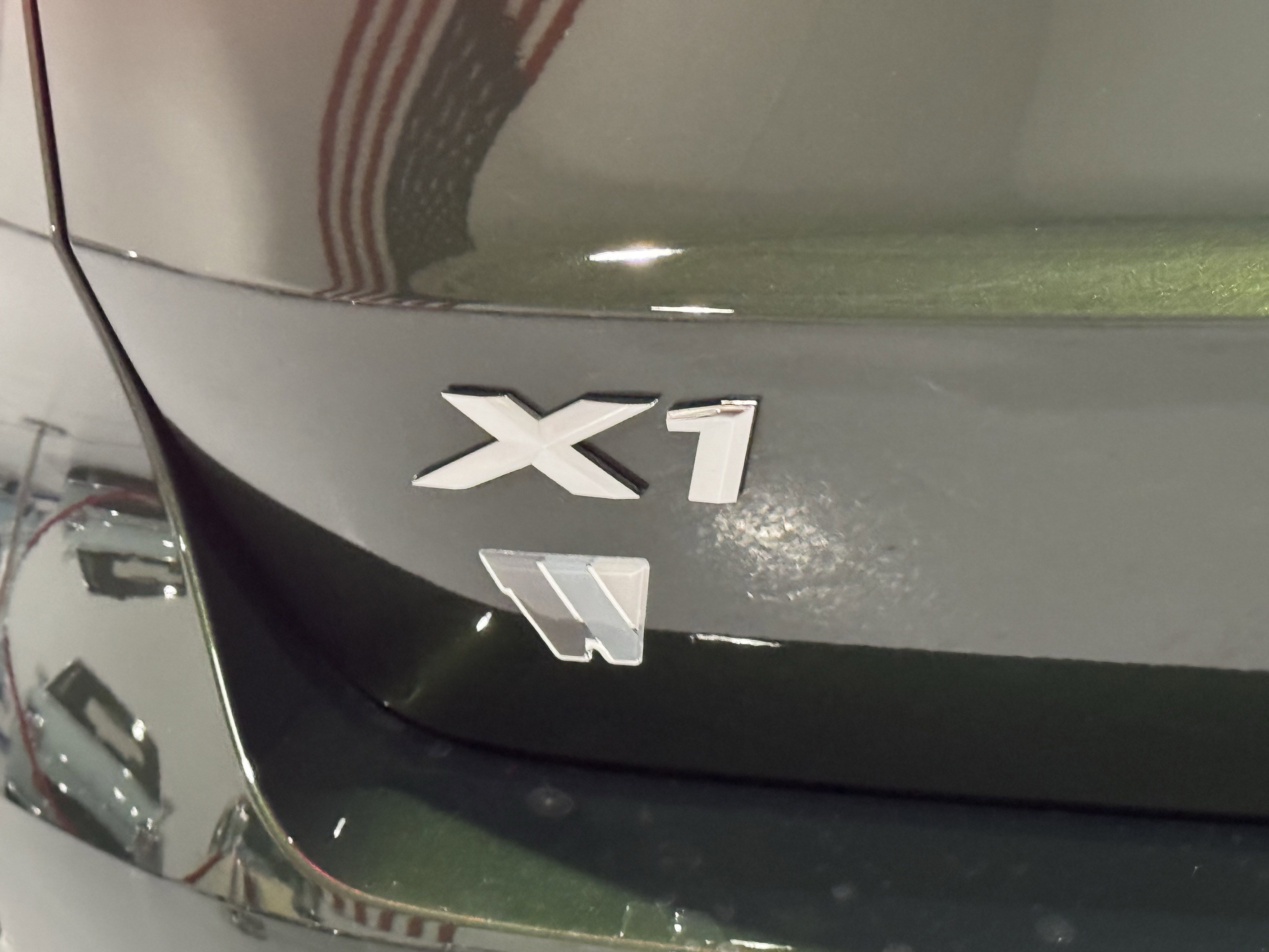 Used 2025 BMW X1 xDrive28i w/ Convenience Package image 44