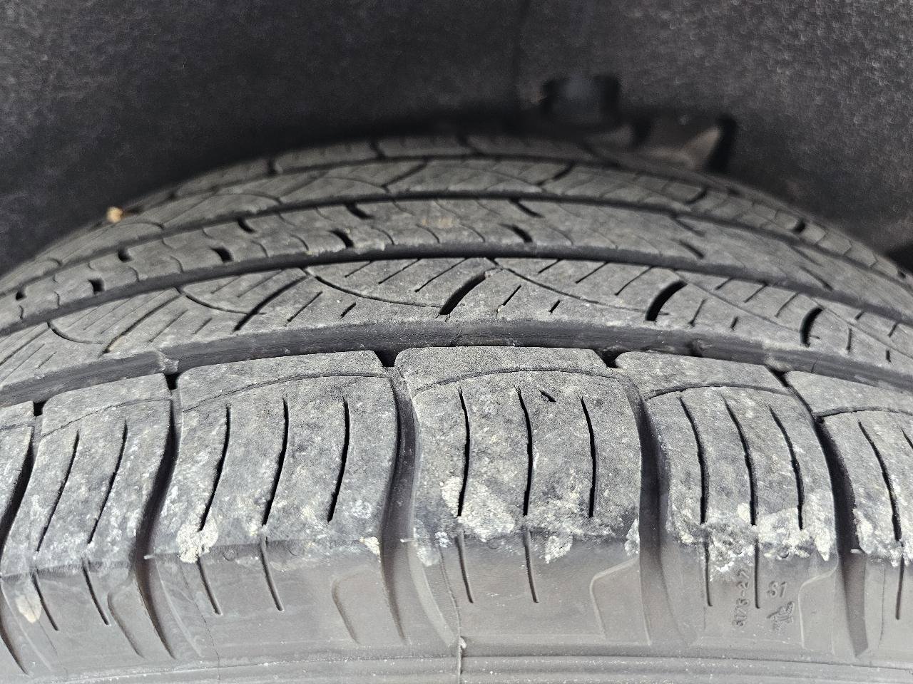 Used 2015 Ford Edge SEL w/ Equipment Group 201A image 74