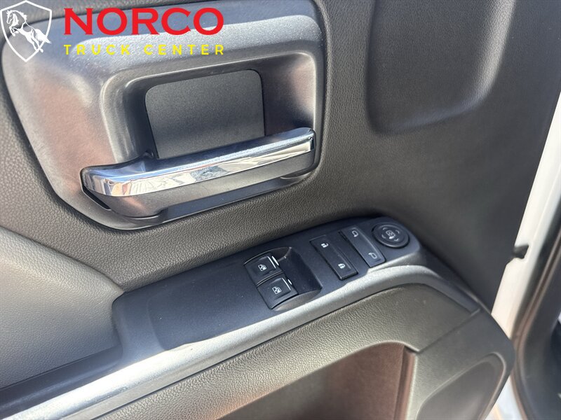 Used 2016 GMC Sierra 3500 2WD Regular Cab image 12
