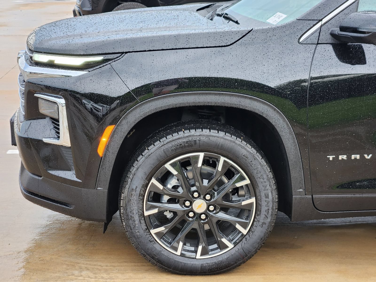 New 2026 Chevrolet Traverse LT w/ Sun and Wheel Package FWD image 10