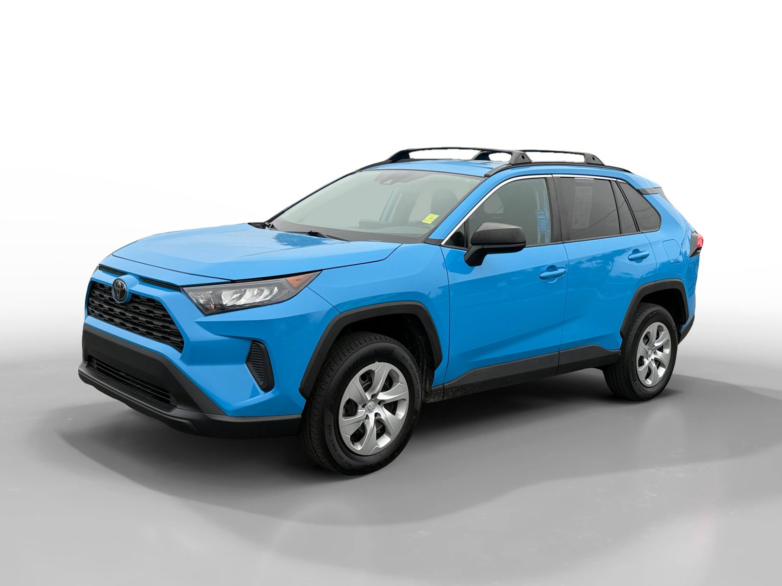 Used 2021 Toyota RAV4 LE image 1