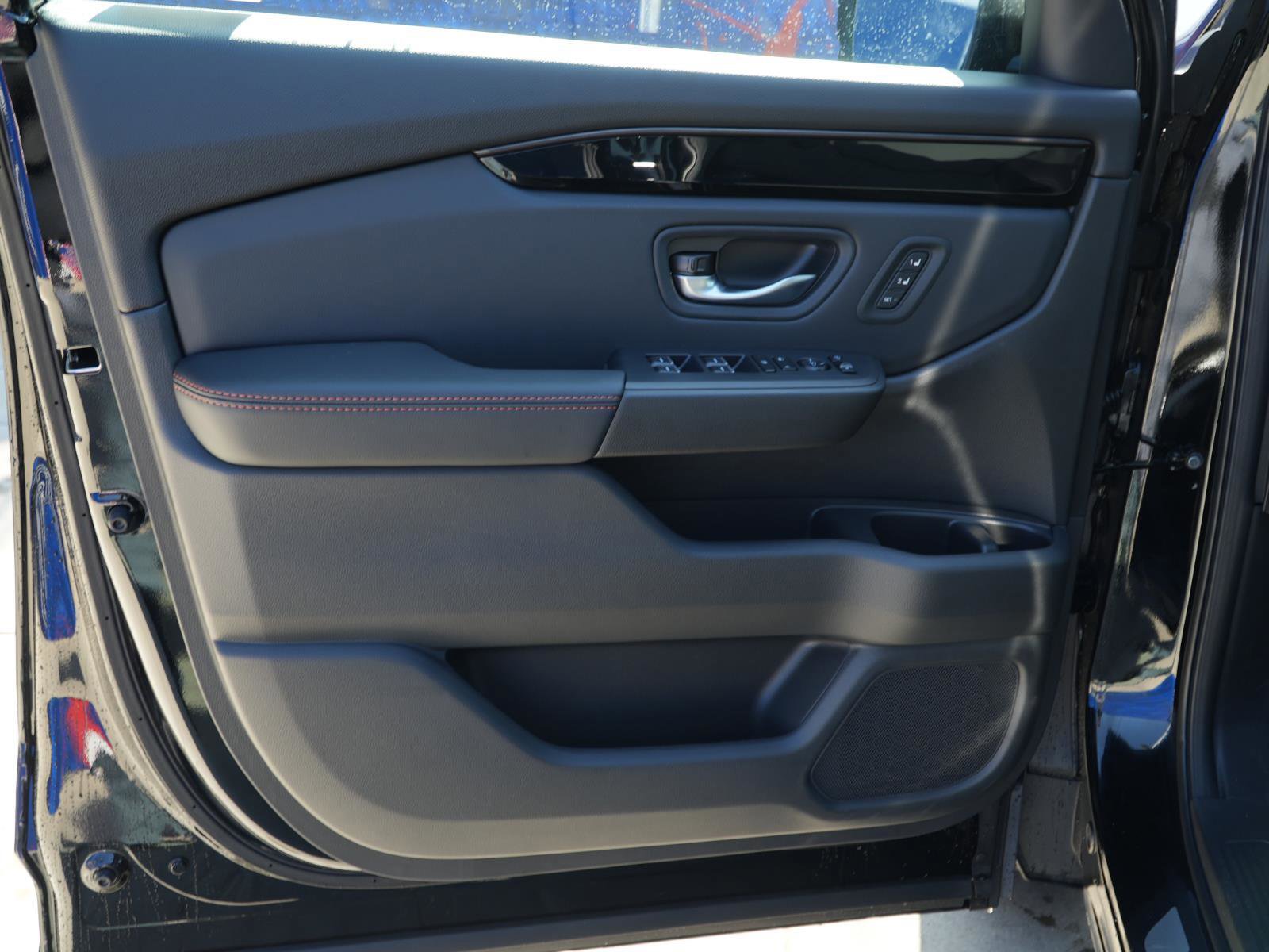 New 2025 Honda Pilot TrailSport image 13