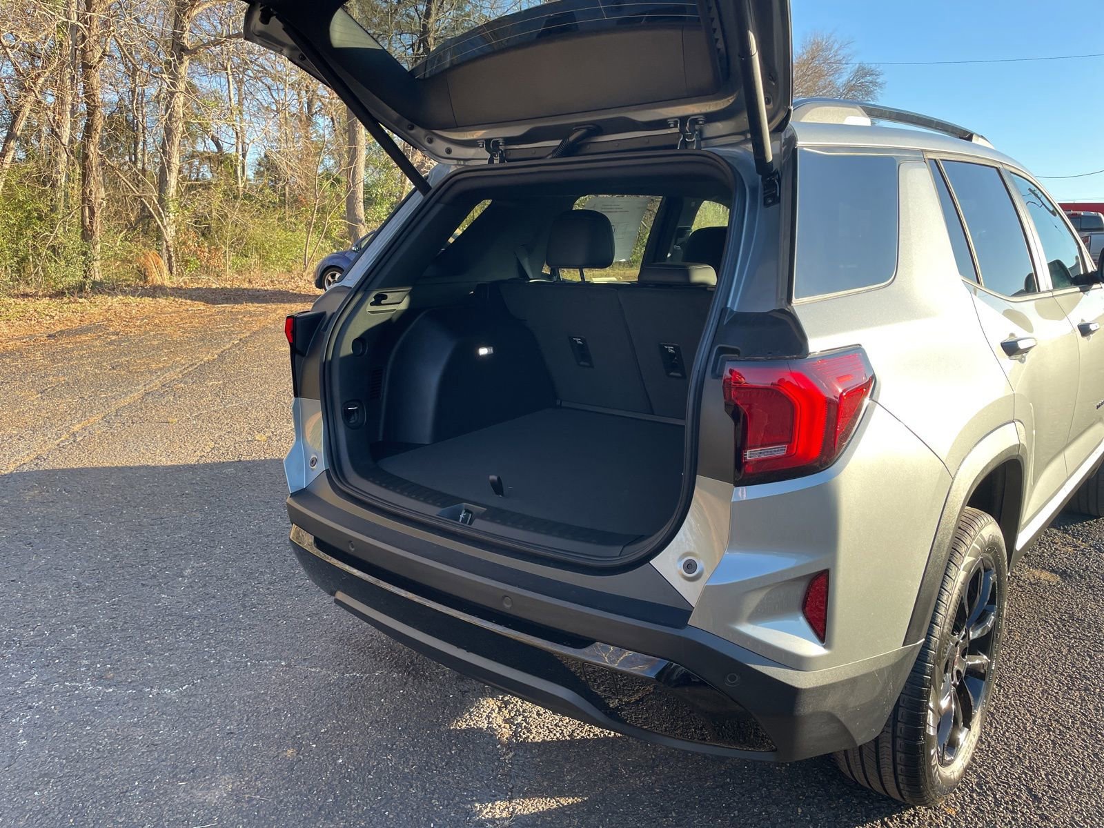 New 2026 GMC Terrain Elevation w/ Elevation Premium Package image 28