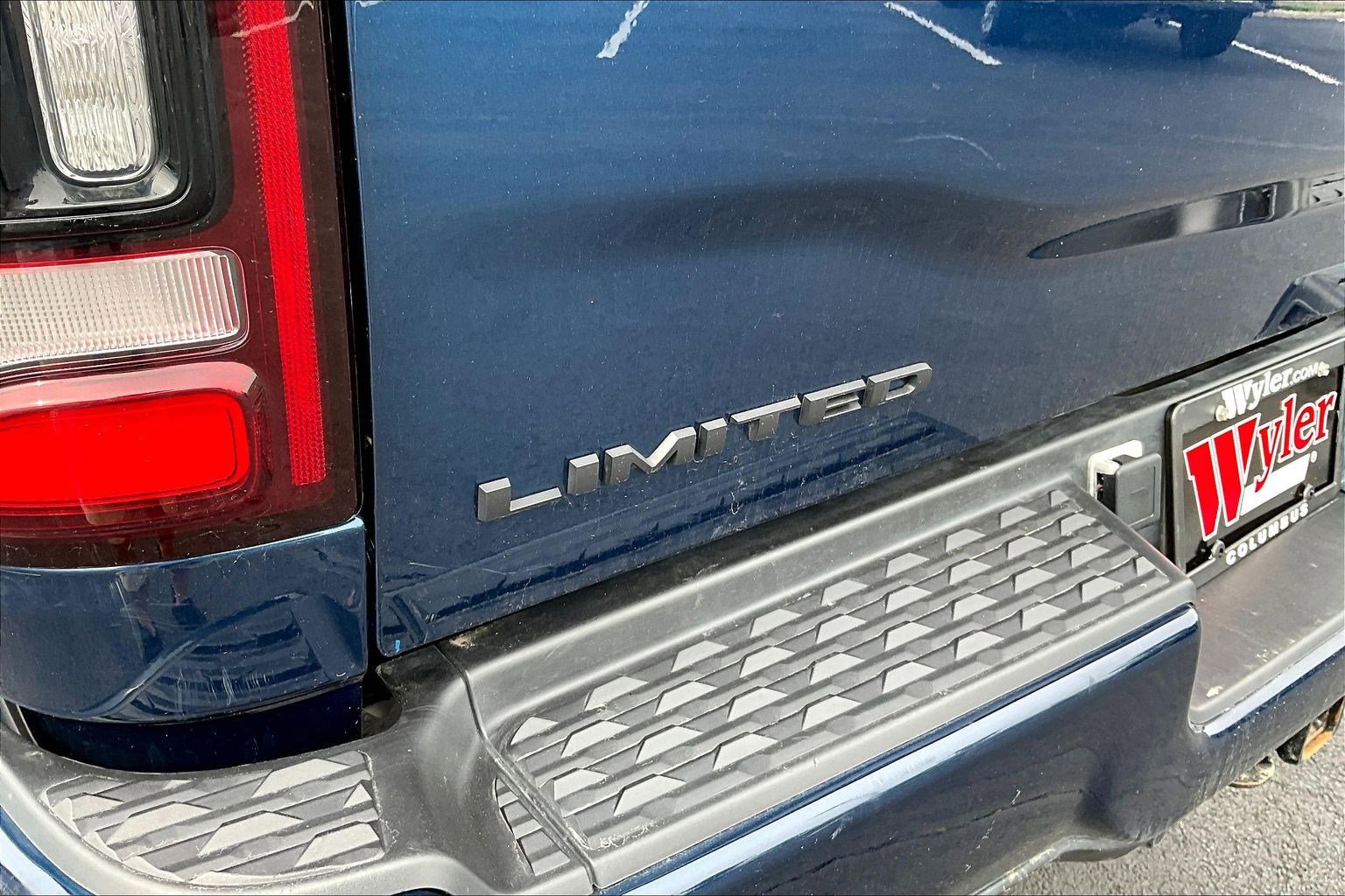 Used 2024 RAM 2500 Limited AWD/4WD image 25