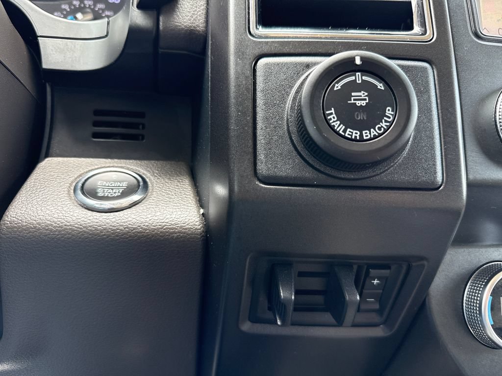 Certified 2020 Ford Expedition Limited w/ Equipment Group 302A AWD/4WD image 26