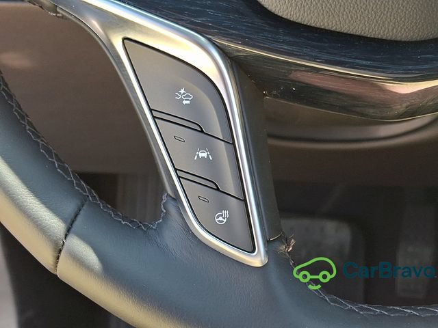 Certified 2022 Cadillac XT5 Premium Luxury AWD/4WD image 24