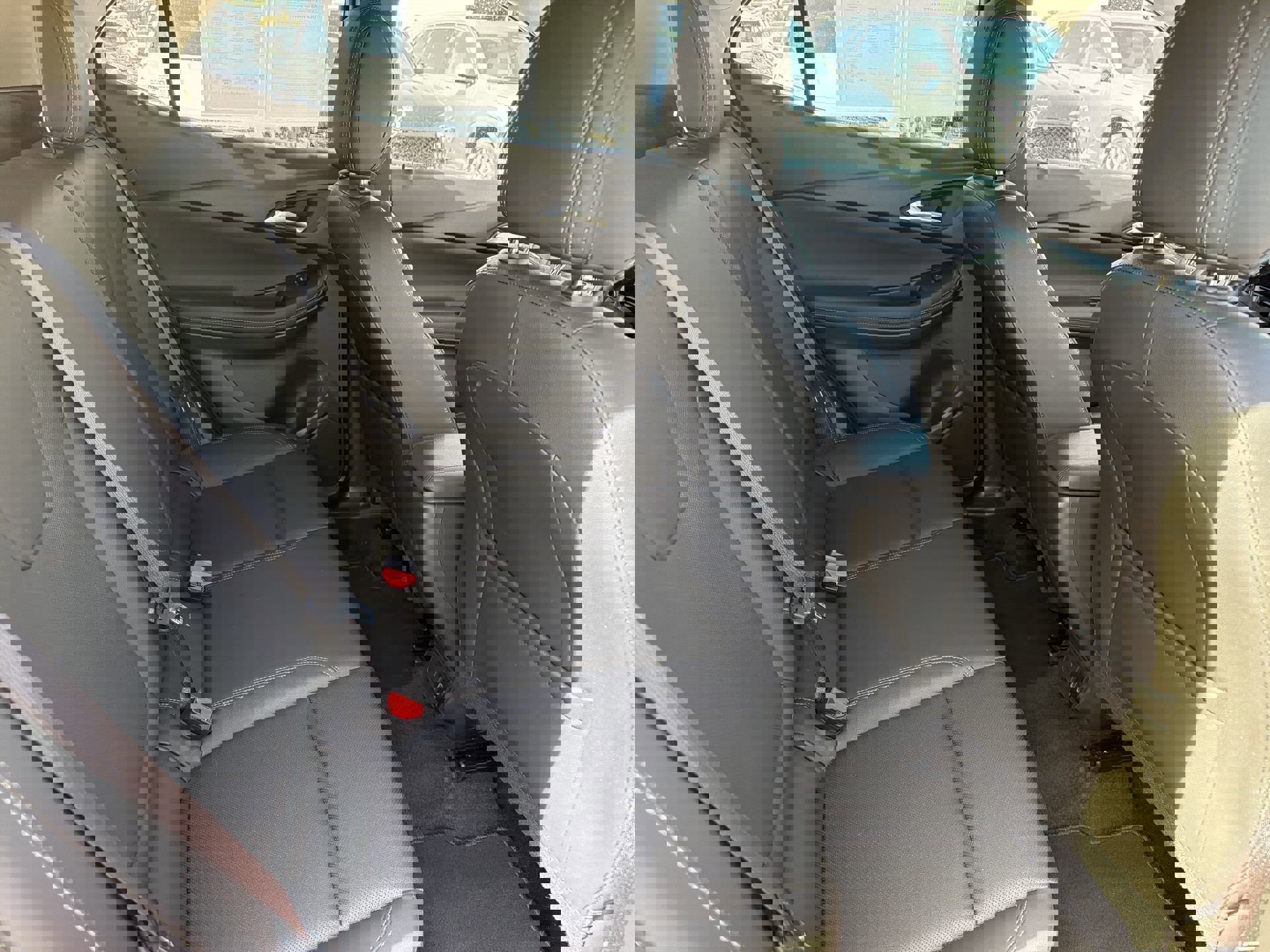 Certified 2024 Buick Encore GX Sport Touring AWD/4WD image 13