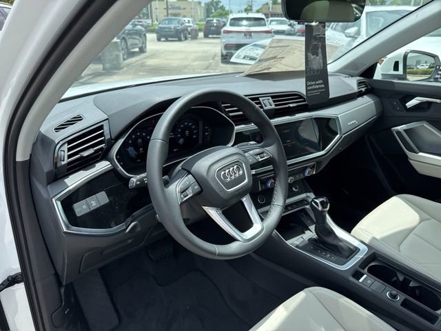 New 2025 Audi Q3 2.0T Premium image 23