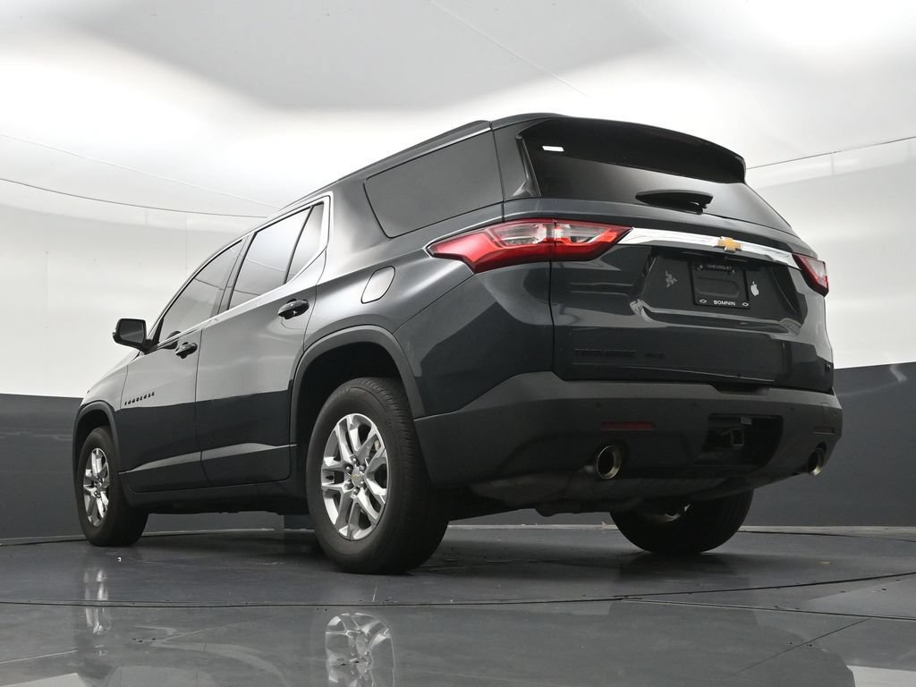 Used 2021 Chevrolet Traverse LT FWD image 26