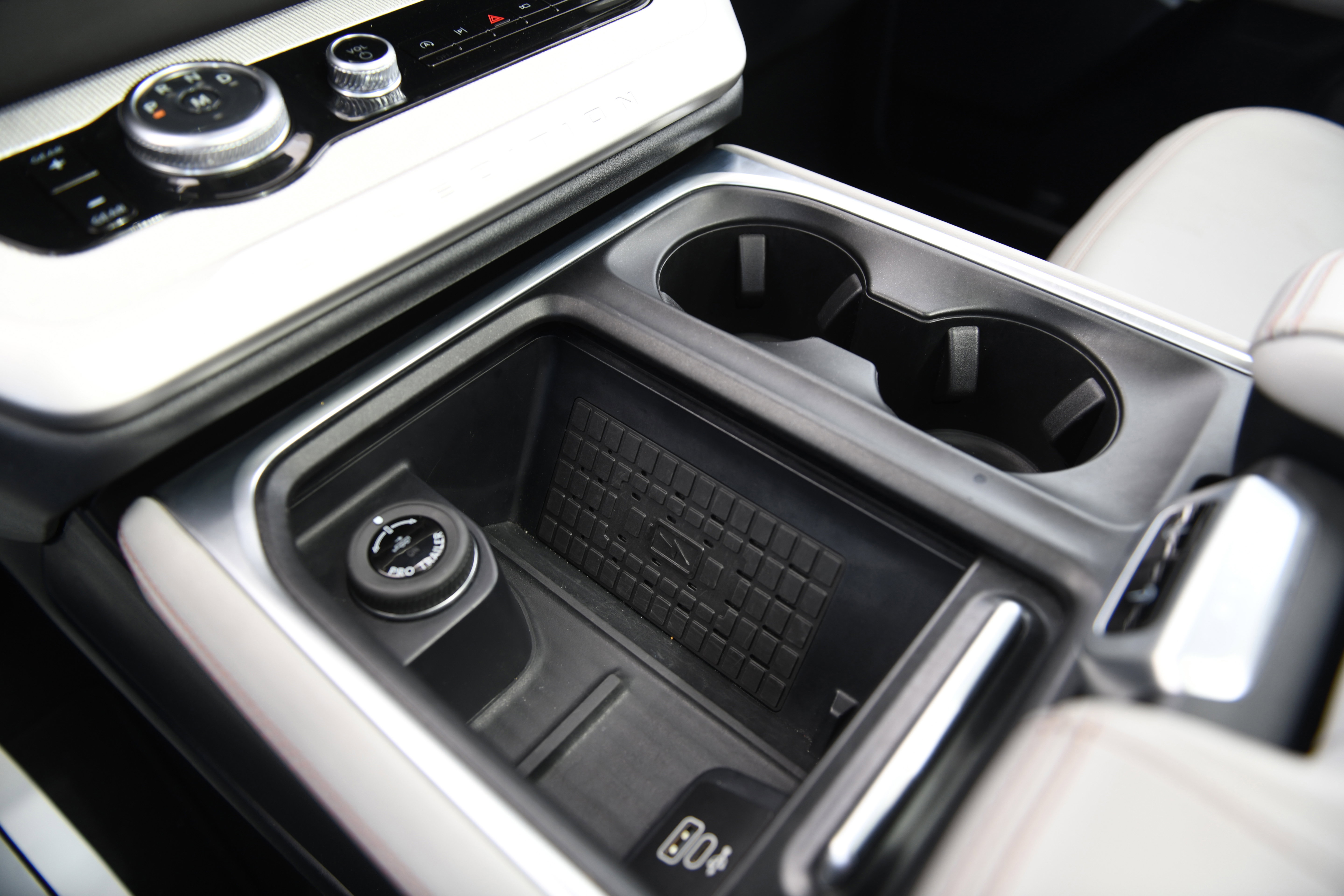 Used 2025 Ford Expedition Active image 22