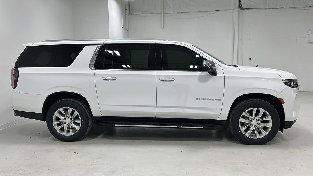 Used 2023 Chevrolet Suburban Premier image 7