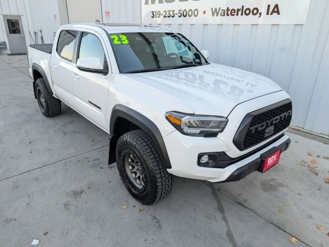 Used 2023 Toyota Tacoma TRD Off-Road image 9
