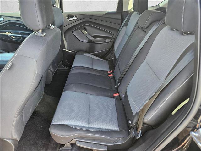 Used 2018 Ford Escape SE FWD image 17