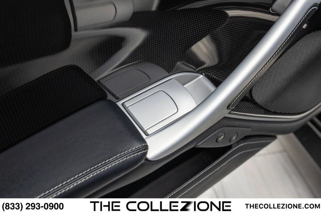 Used 2014 Ferrari F12 Berlinetta RWD image 43
