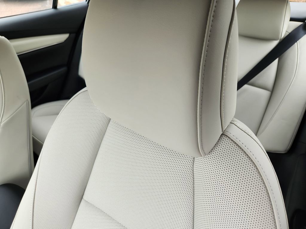 New 2026 MAZDA MAZDA3 2.5 Turbo Sedan w/Premium Plus image 6