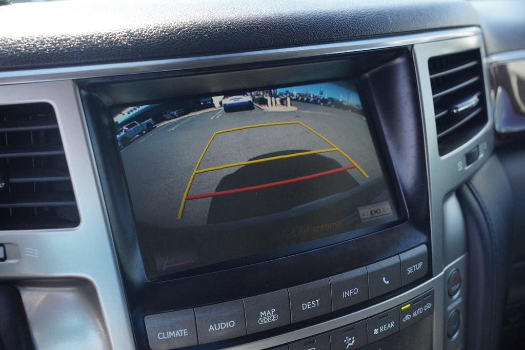 Used 2014 Lexus LX 570 4WD w/ Luxury Package image 23