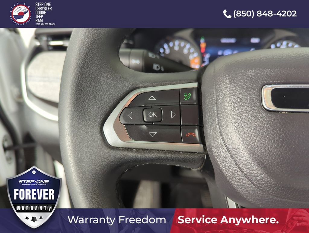 Used 2024 Jeep Compass Latitude AWD/4WD image 21