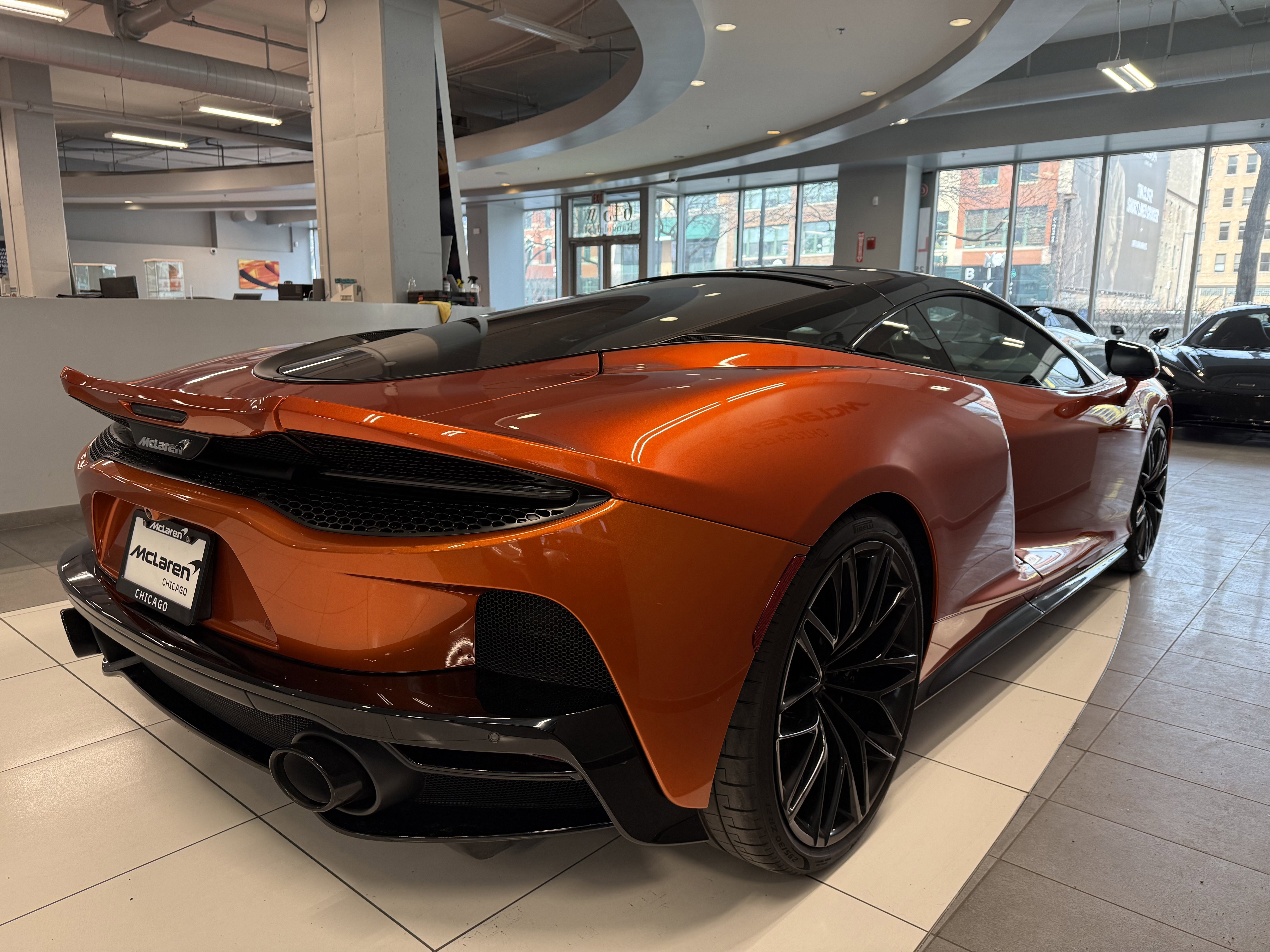 Used 2023 McLaren GT image 5