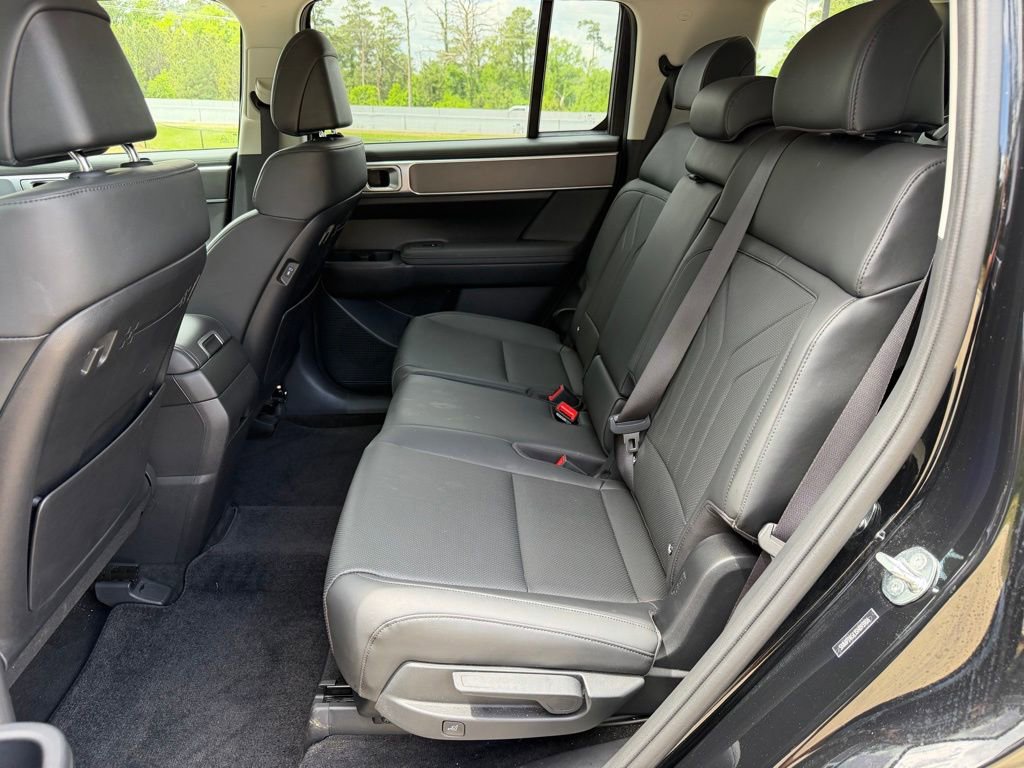 Certified 2025 Hyundai Santa Fe SEL image 14