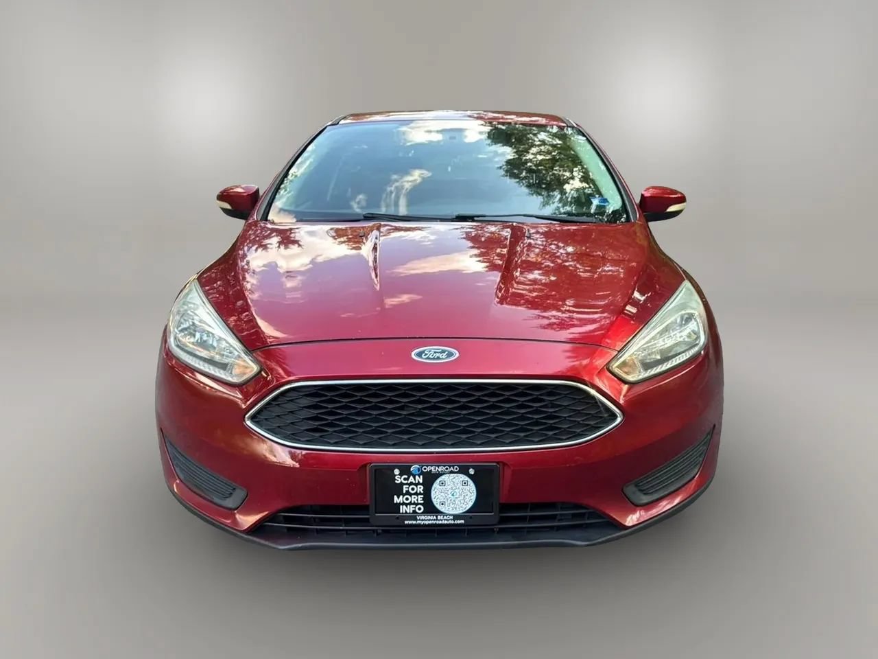 Used 2017 Ford Focus SE FWD image 2