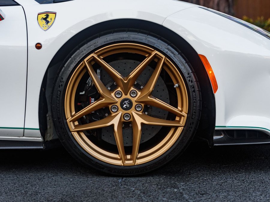 Used 2020 Ferrari 488 Pista Spider image 14