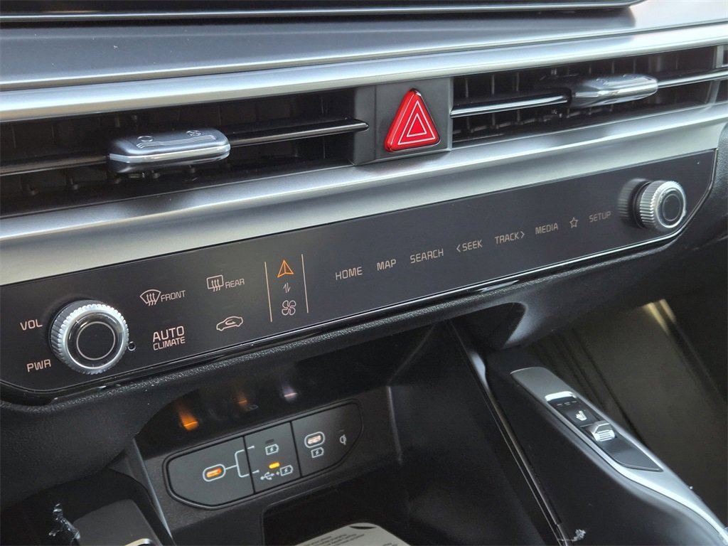 New 2026 Kia Sorento S w/ S Panoramic Sunroof Package image 28