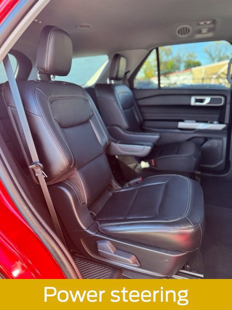 Used 2023 Ford Explorer XLT w/ Equipment Group 202A AWD/4WD image 29