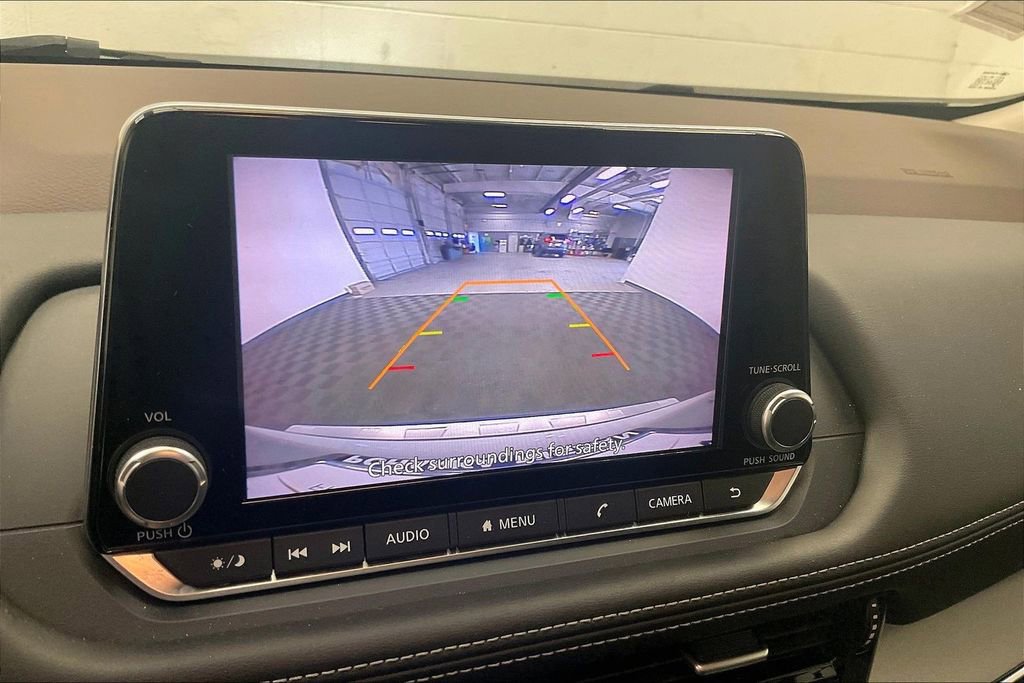 Certified 2022 Nissan Rogue SV image 22