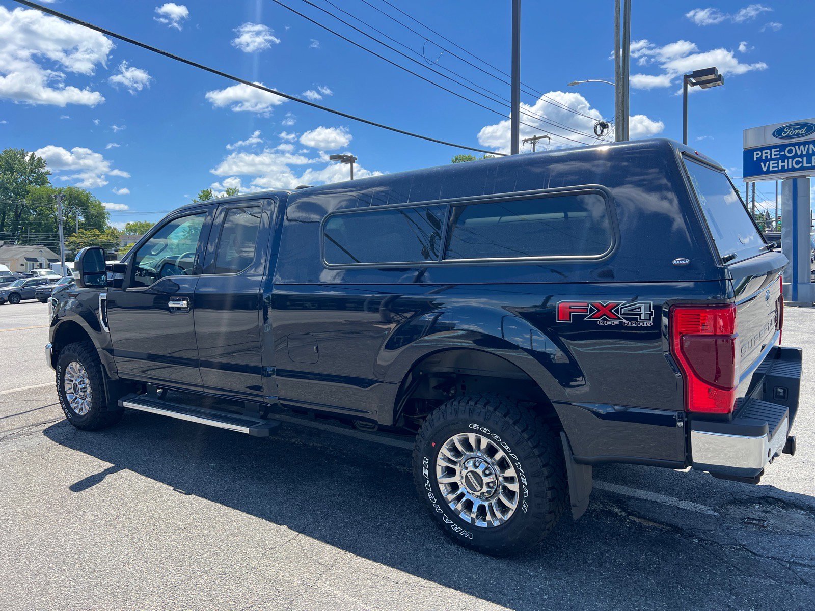 Certified 2022 Ford F350 XLT w/ XLT Premium Package AWD/4WD image 9