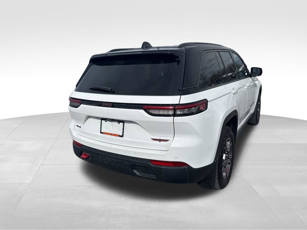 Used 2022 Jeep Grand Cherokee Trailhawk image 5