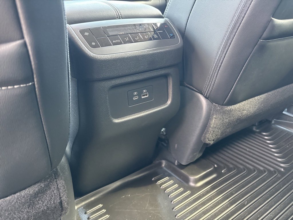 Used 2024 Nissan Pathfinder SL w/ Cargo Package image 20