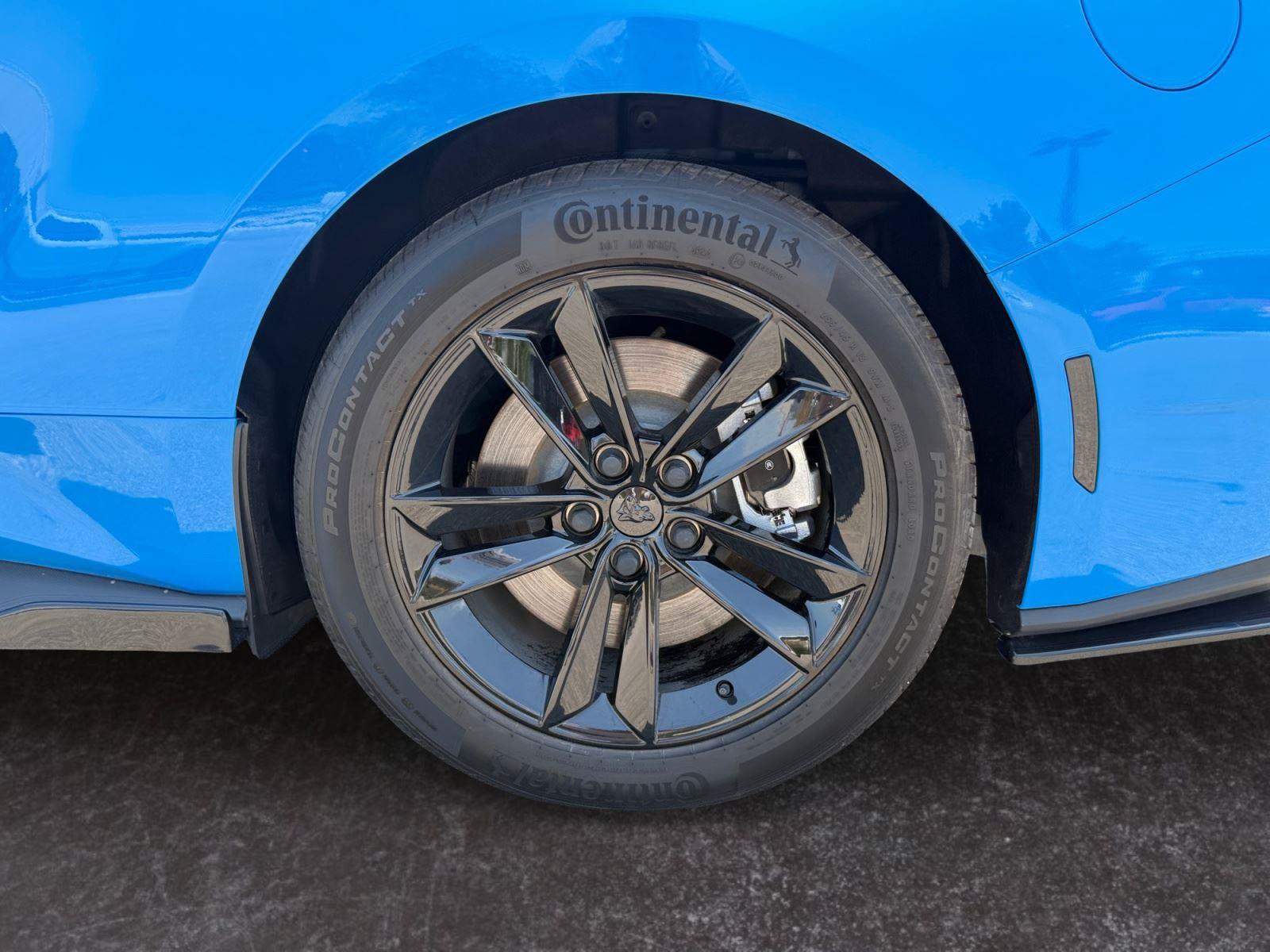 Used 2025 Ford Mustang GT RWD image 24