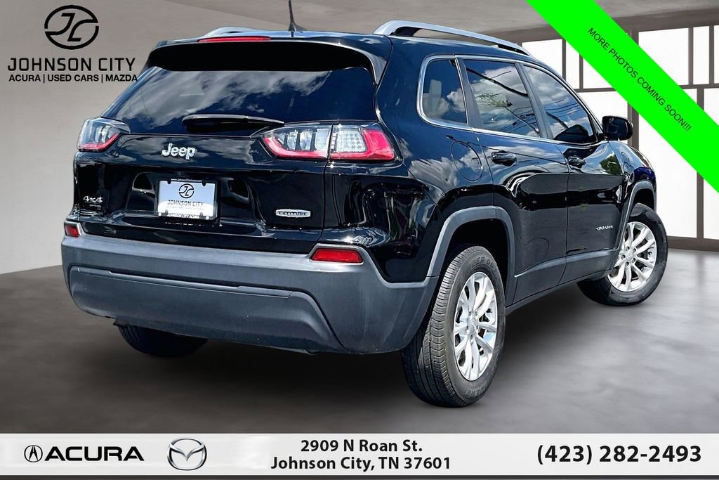 Used 2019 Jeep Cherokee Latitude w/ Popular Appearance Group AWD/4WD image 2