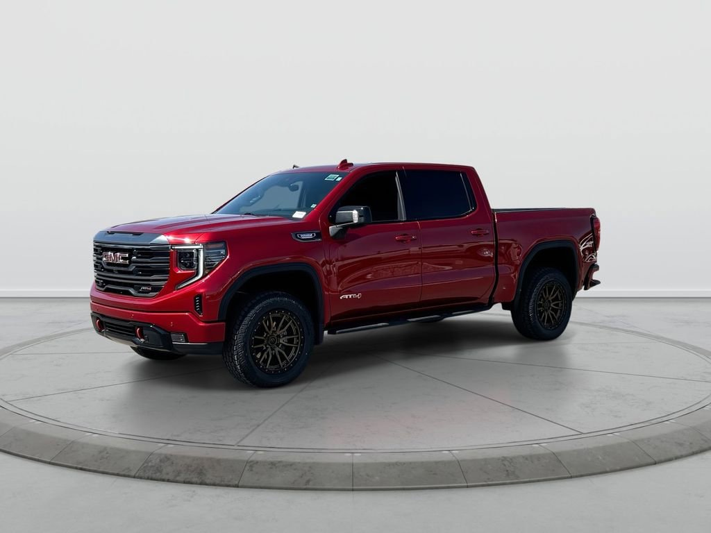 Used 2024 GMC Sierra 1500 AT4 w/ Technology Package AWD/4WD image 4