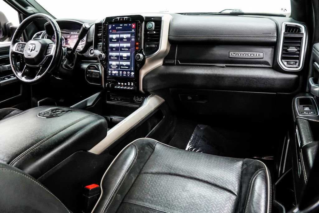 Used 2019 RAM 3500 Laramie w/ Black Appearance Package AWD/4WD image 22
