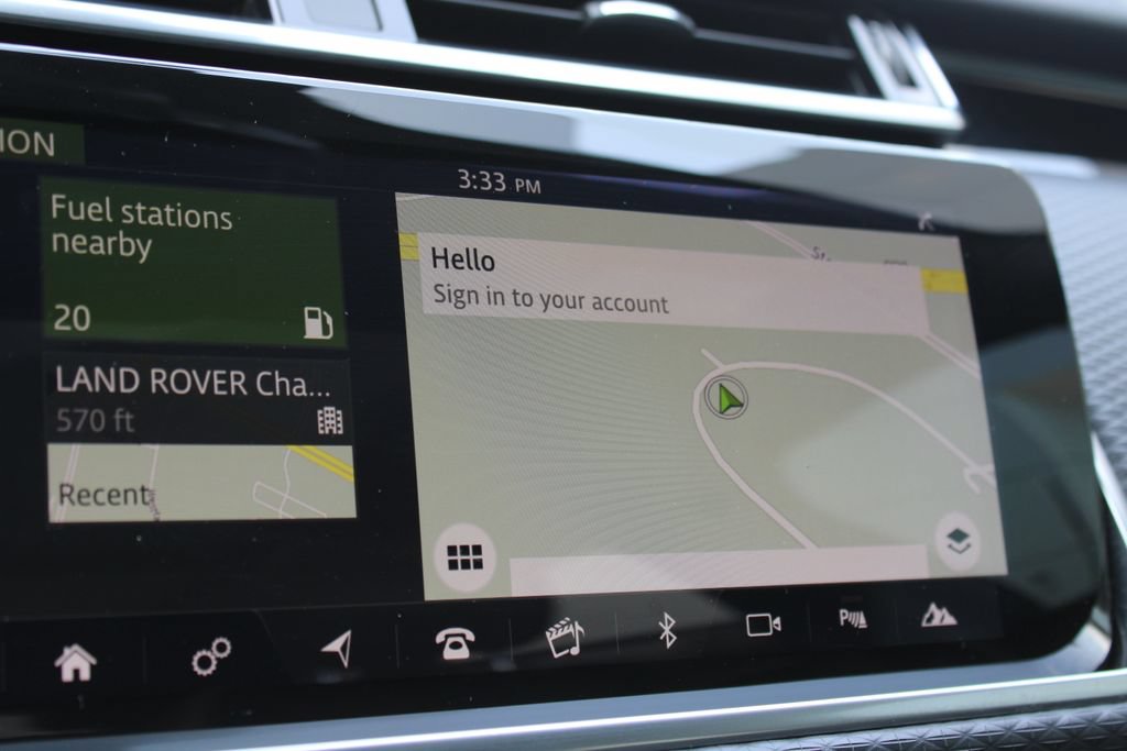 Used 2018 Land Rover Range Rover Velar R-Dynamic SE AWD/4WD image 15