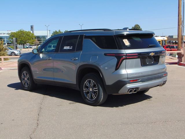 Used 2024 Chevrolet Traverse LT AWD/4WD image 6