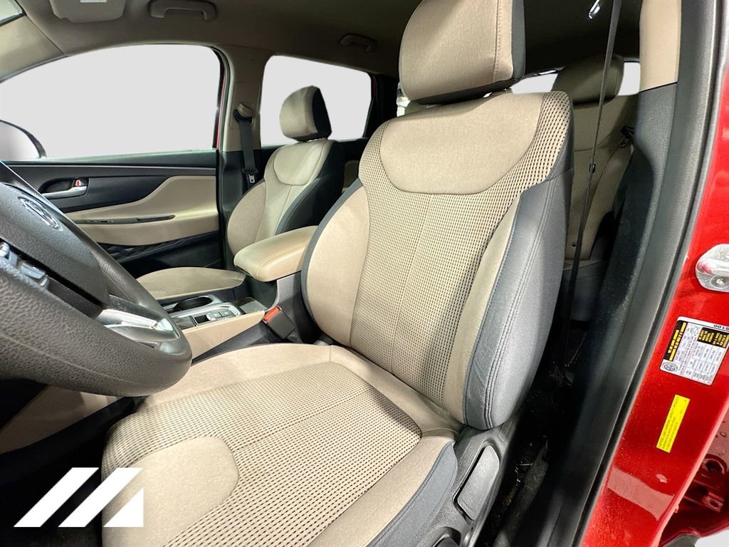 Used 2020 Hyundai Santa Fe SE image 21