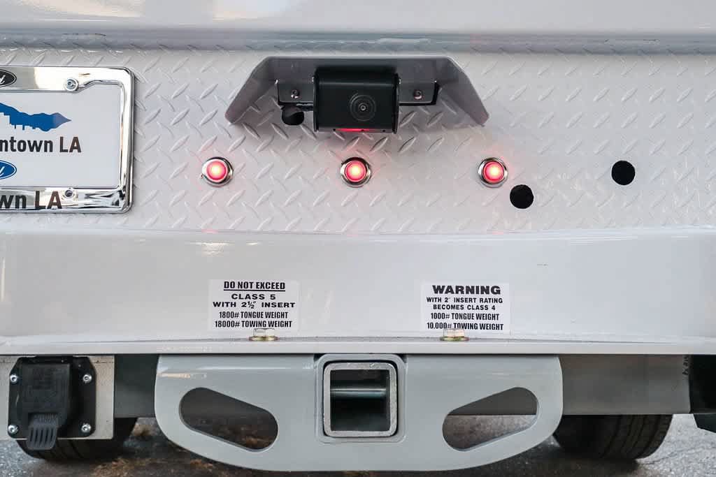 New 2026 Ford F350 XL w/ XL Chrome Package RWD image 9