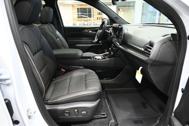 New 2026 Chevrolet Traverse High Country w/ LPO, Floor Liner Package image 10