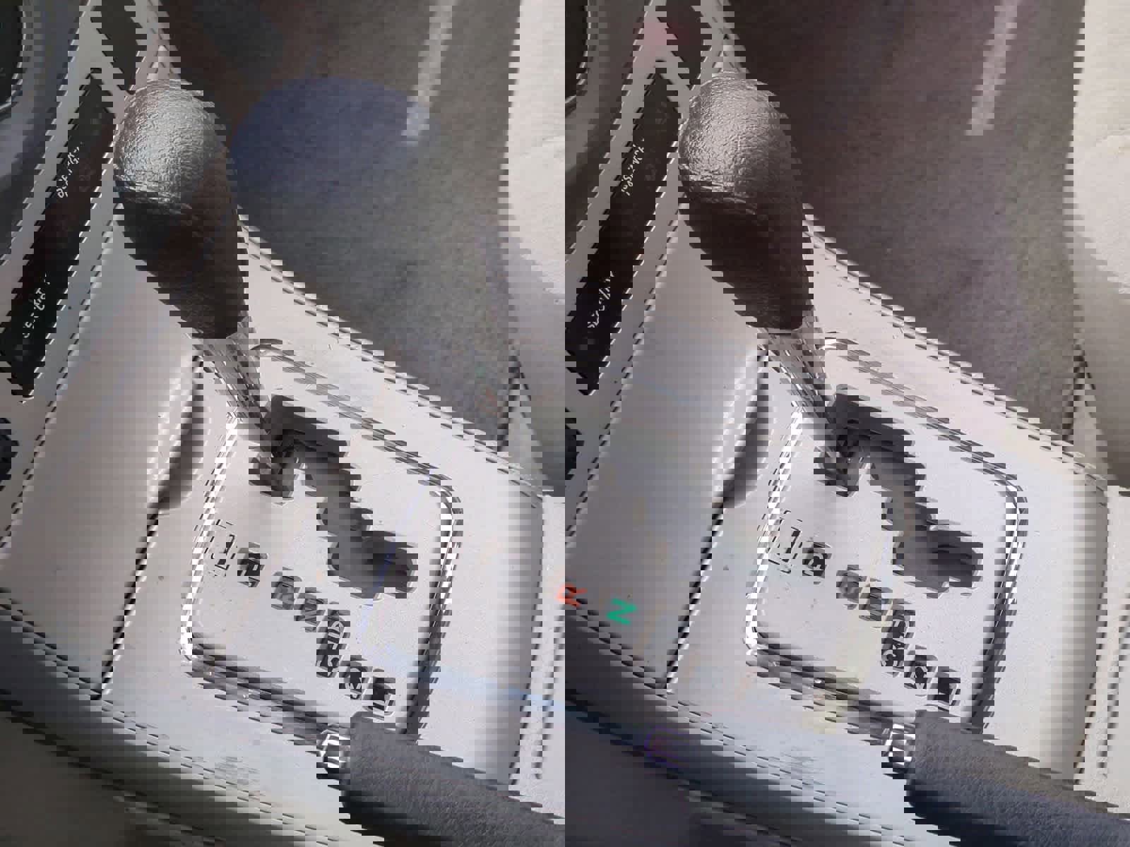 Used 2013 Toyota Corolla LE image 31