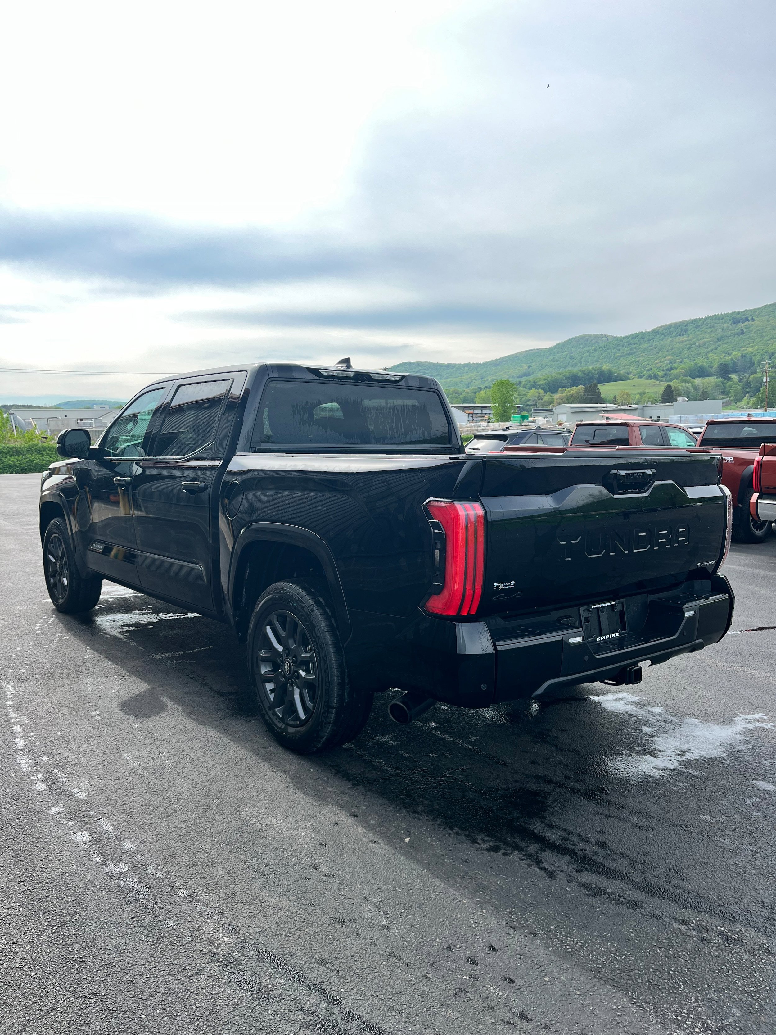Used 2025 Toyota Tundra Platinum AWD/4WD image 8