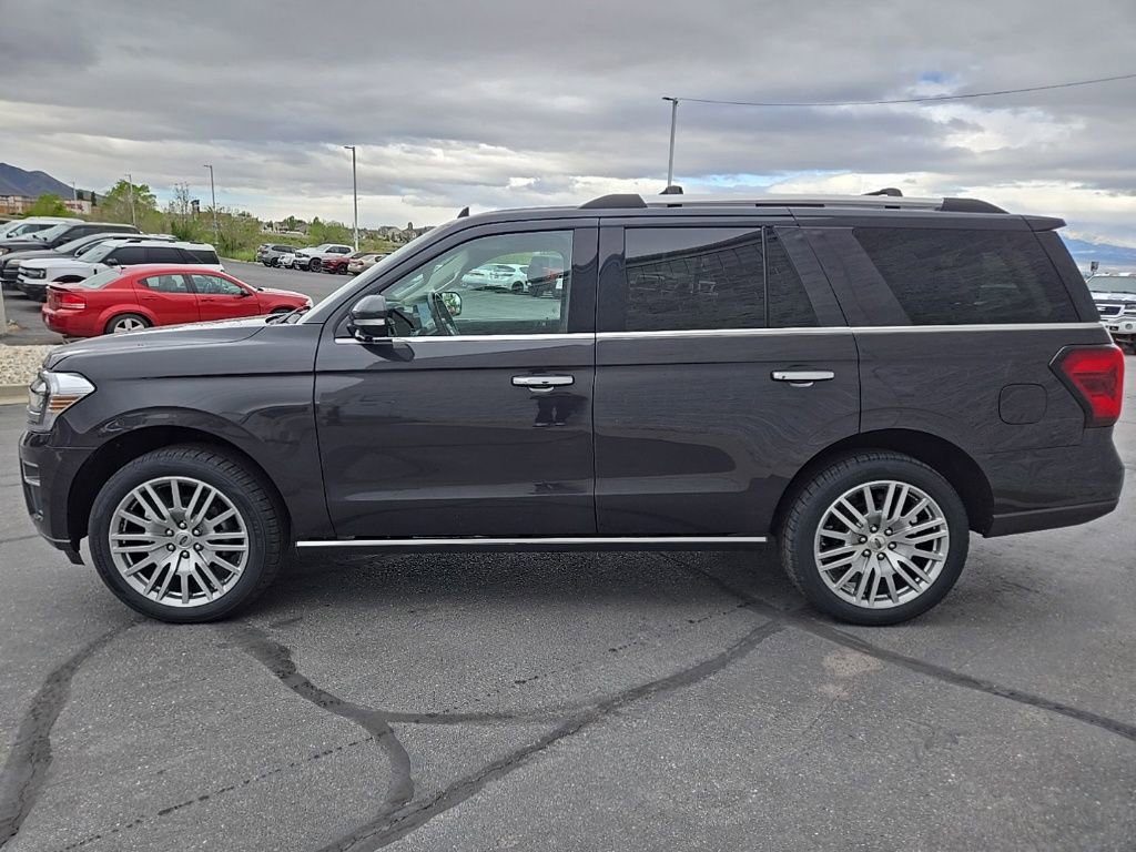 Used 2024 Ford Expedition Limited AWD/4WD image 7