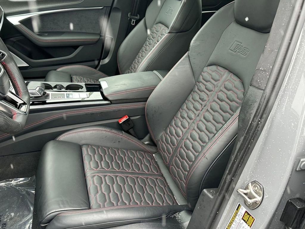 Used 2025 Audi RS 6 performance image 5