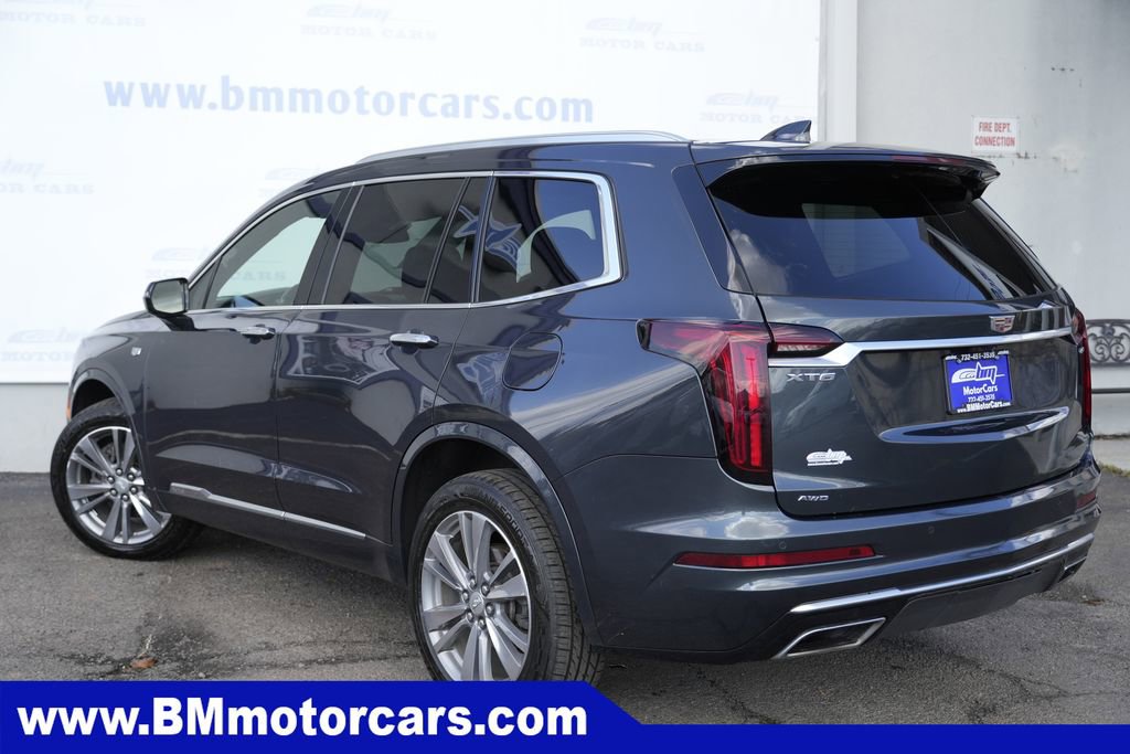 Used 2022 Cadillac XT6 Premium Luxury image 4