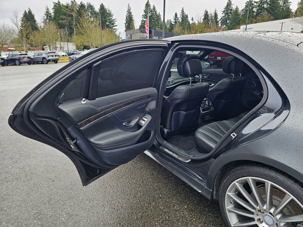 Used 2016 Mercedes-Benz S 550 4MATIC Sedan image 24