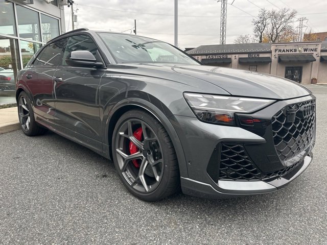 New 2026 Audi RS Q8 performance image 7