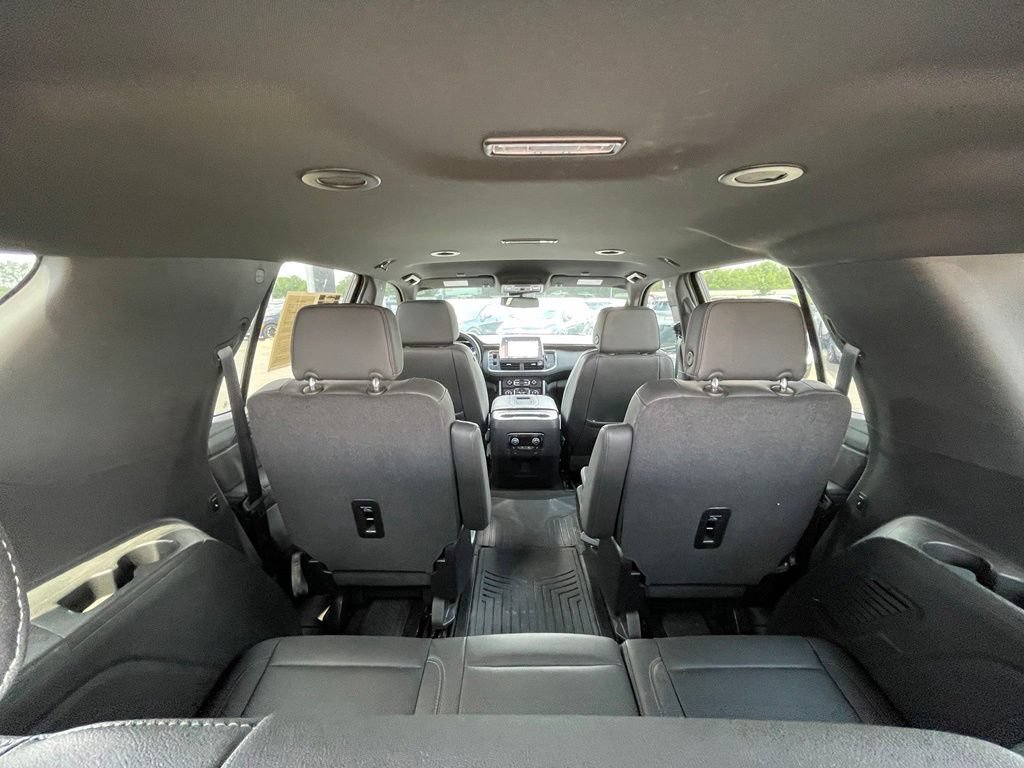 Used 2024 Chevrolet Tahoe Z71 w/ Luxury Package AWD/4WD image 38