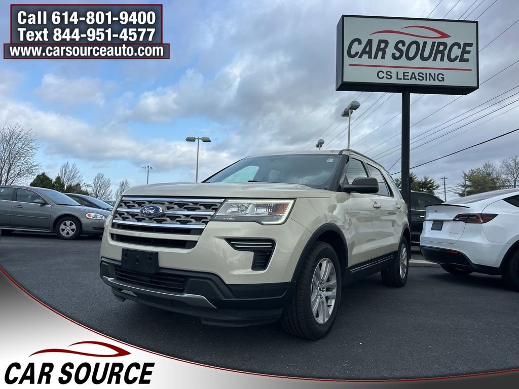 Used 2018 Ford Explorer XLT image 1